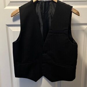 Boys Black Vest Set (Size 18)
